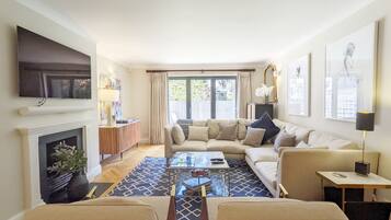 Smart TV, videojuegos y estéreo