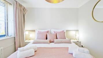 4 bedrooms, iron/ironing board, travel cot, WiFi