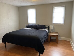 2 bedrooms, desk, free WiFi, bed sheets
