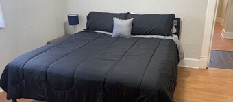 Two Bedroom Private Townhome Near Downtown Indianapolis