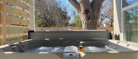 Bain à remous extérieur