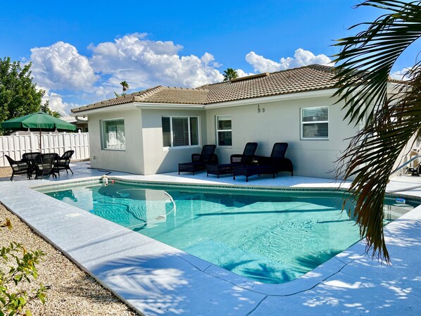 Outdoor pool, a heated pool