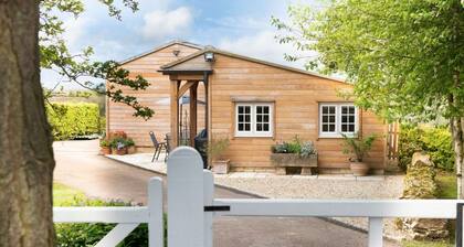 Perfect luxury 2 bedroom holiday home in the Cotswolds - Slade Stables
