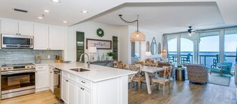 Updated Luxury Condo |Spectacular Water Views |On-site Restaurants |Relaxing Spa-Pools-Tennis Courts