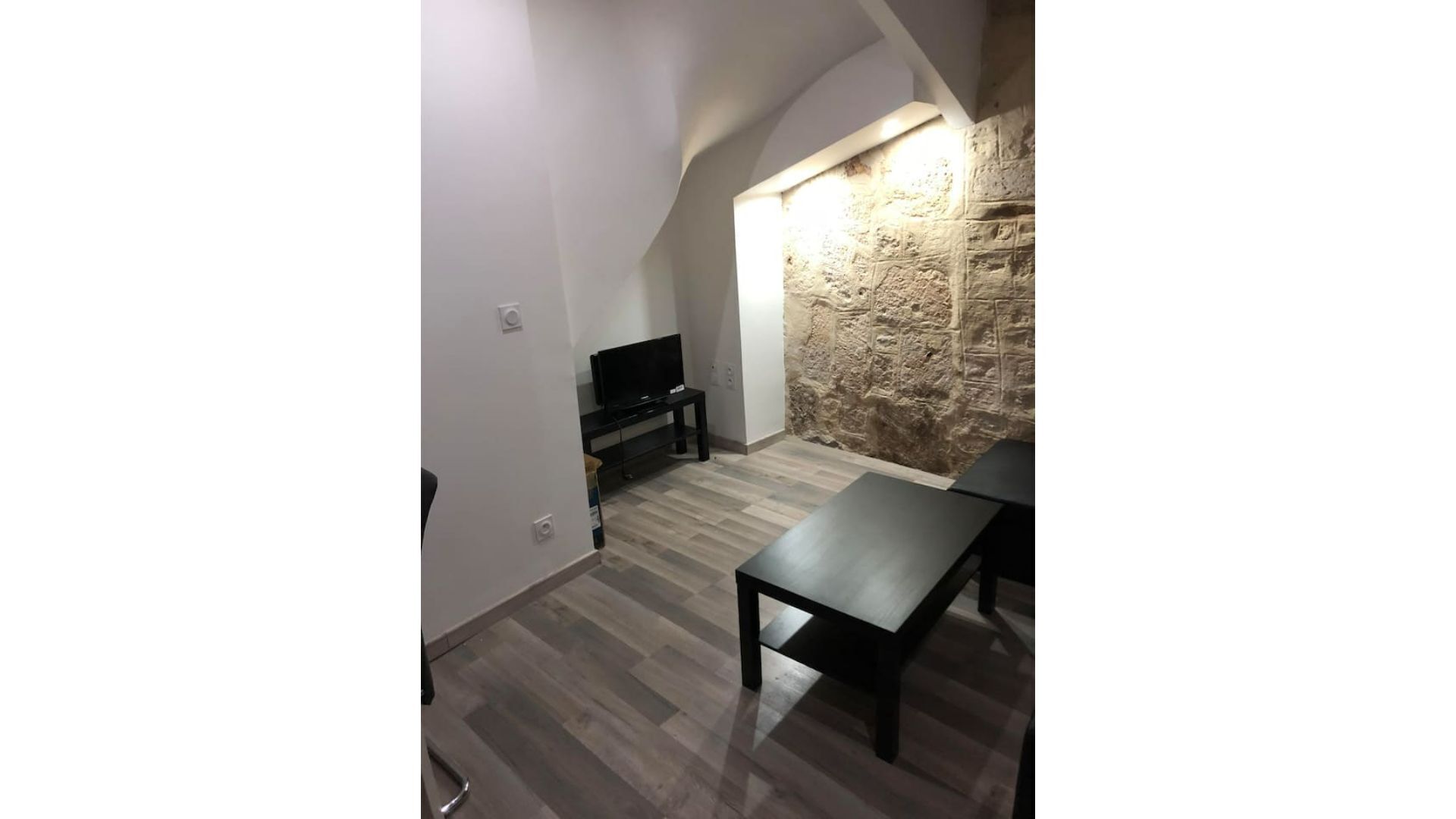 ⭐️Pretty studio Place Jean Jaurès Béziers⭐️