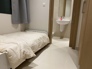 5 habitaciones, escritorio y wifi gratis
