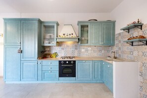 Kühlschrank, Ofen, Geschirrspüler