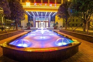Pool - Tongxin Hotel (Zhenfeng)