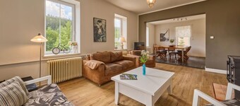 Hillside Lodge & Garden by Interhome