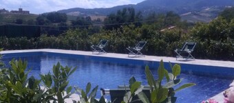 Belle maison de vacances à Montedinove avec piscine partagée