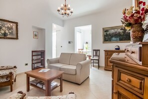 TV connectée, table de tennis de table