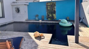 Piscine extérieure, piscine chauffée