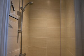 Douche, bidet