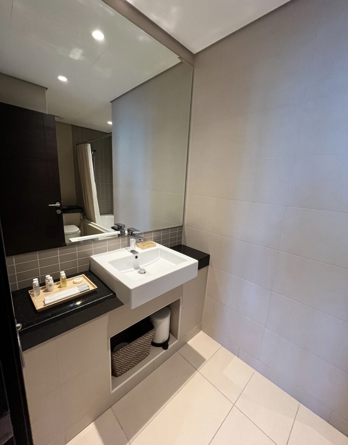 Combined shower/tub, hair dryer, towels, soap