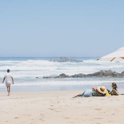 Private beach, sun-loungers, beach umbrellas, beach towels