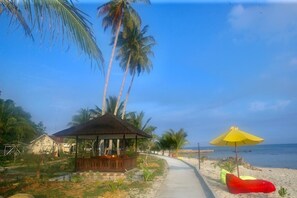 Front of property - Randayan Resort by Kagum Hotels (Randayan Island)