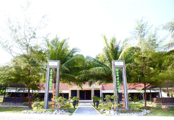 Exterior - Randayan Resort by Kagum Hotels (Randayan Island)
