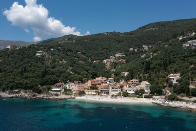 Salt and Sun Apartments by Konnect, Kaminaki Beach