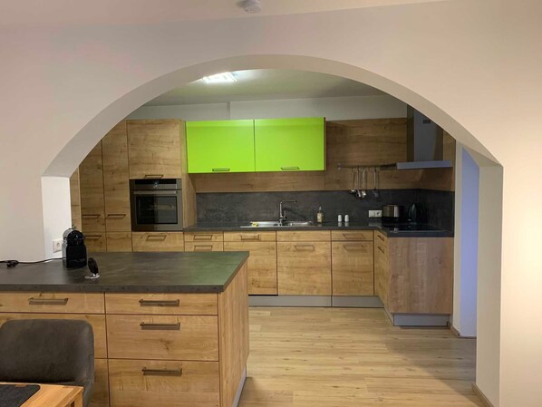 Fridge, oven, dishwasher