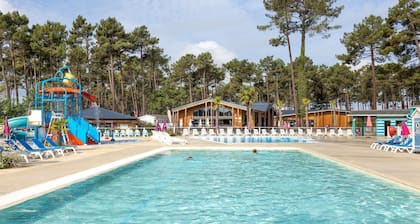 Mobile Home Elisa et Christophe avec piscine partagée terrasse et climatisation