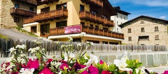 Appartamento 'Angelina Casa Claudia' con vista montagne e Wi-Fi - animali ammessi
