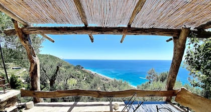 Apartment 'Ulivo' with Sea View, Shared Terrace, and Wi-Fi