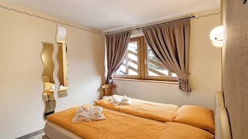 1 quarto, Wi-Fi de cortesia, roupa de cama