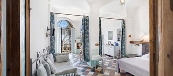 Apartment 'Lavanda' with Sea View, Garden, and Wi-Fi