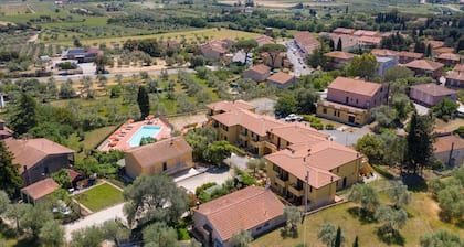 Ferienwohnung Bilocale Ansonica mit Balkon, Gemeinschaftspool und WLAN