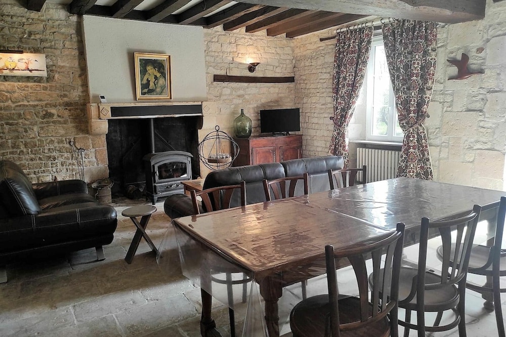 Gite Mareuil-sur-Arnon, 3 bedrooms, 6 persons