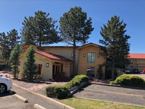 King Suite Kitchenette