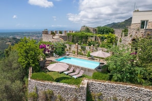 Pool - Villa with heated pool and amazing view, Camaiore (Camaiore)