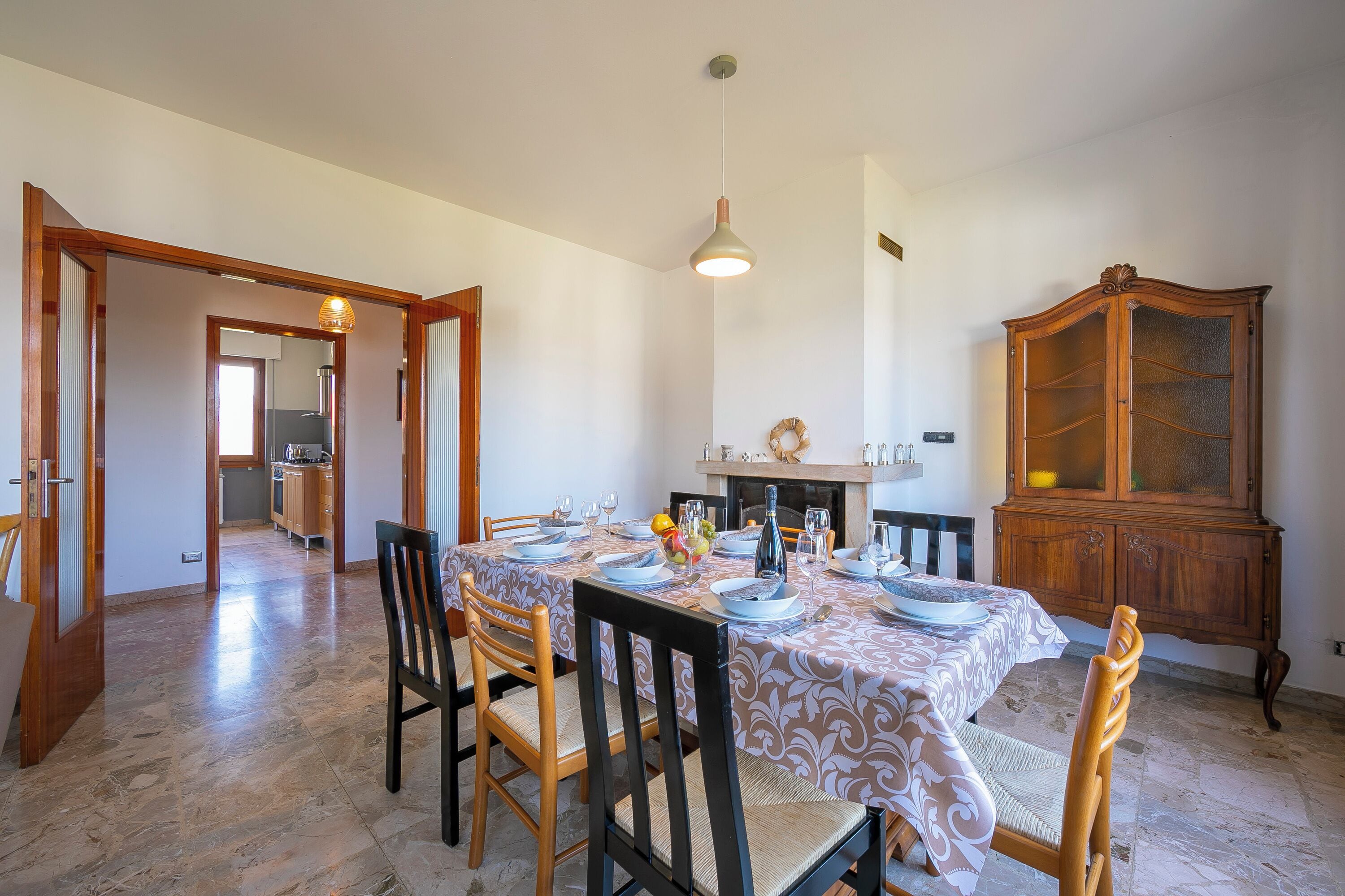 Standard-Apartment, Mehrere Schlafzimmer, 2 Bäder (Residenza Il Parco Family Retreat) | Speisen