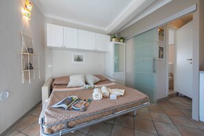 Iron/ironing board, WiFi, bed sheets - Nido Belvedere Lake View (Lesa)