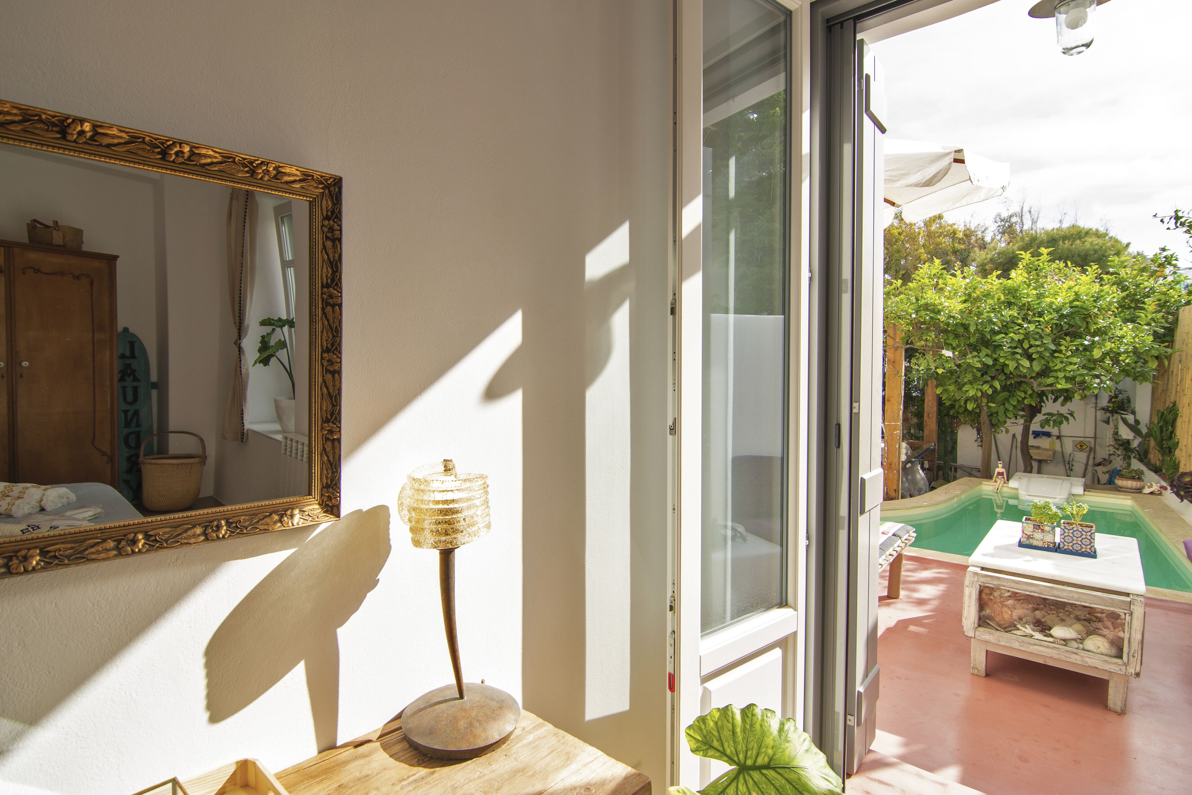 Quartano Paros Residence