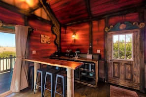 Luxury Cabin | In-room dining