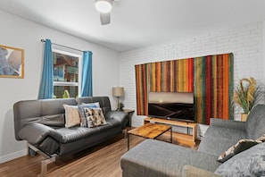 Apartment | 2 bedrooms, WiFi