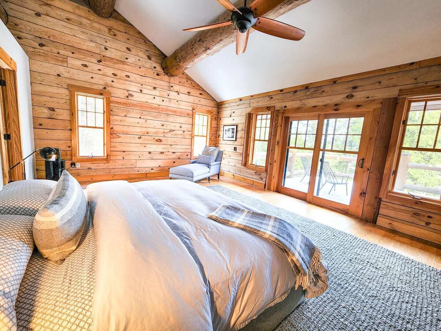 4 bedrooms, free WiFi, bed sheets