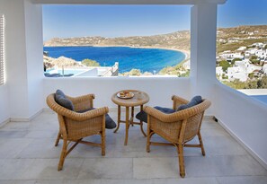 Property grounds - Mykonian house in Elia beach by GHH (Mykonos)