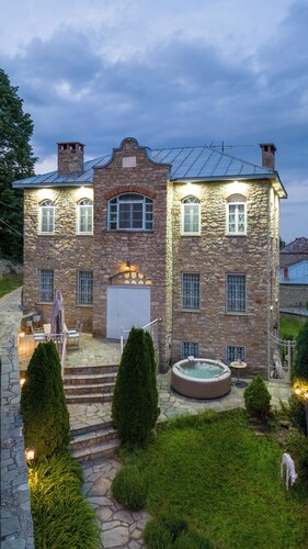 Dandy Villas Nymfaio Snowfairy