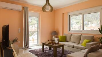 Duplex | Living area