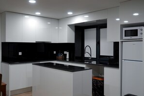 Fridge, microwave, stovetop, highchair