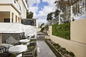 Exterior -  Cama Luxury Suites Glyfada (Glyfada)