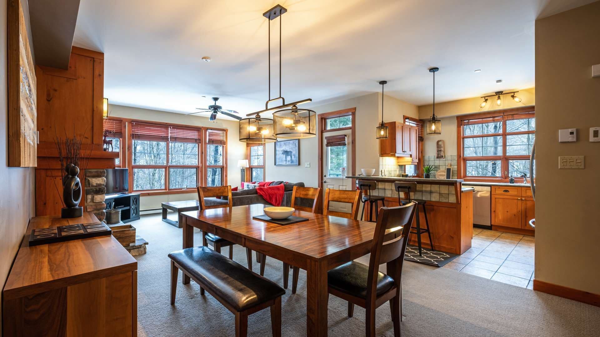 Mont-Tremblant - Tremblant-Les-Eaux 201-02