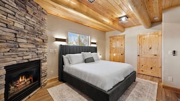 15 bedrooms, free WiFi, bed sheets, wheelchair access