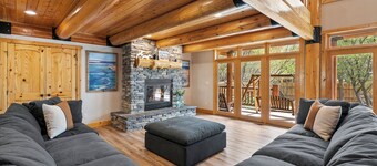 Papa Bear Lodge (Sleeps 52) by Bear Lake Luxury Rentals