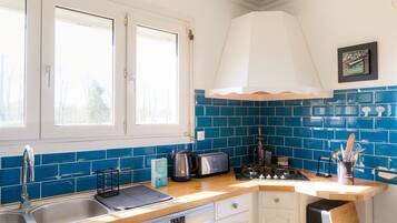 Køleskab, mikrobølgeovn, ovn, opvaskemaskine