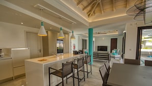Unclassified image, 3 of 17, button - Sea View Villa with Pool & Hot Tub - Sleeps 8 (Saint-François)