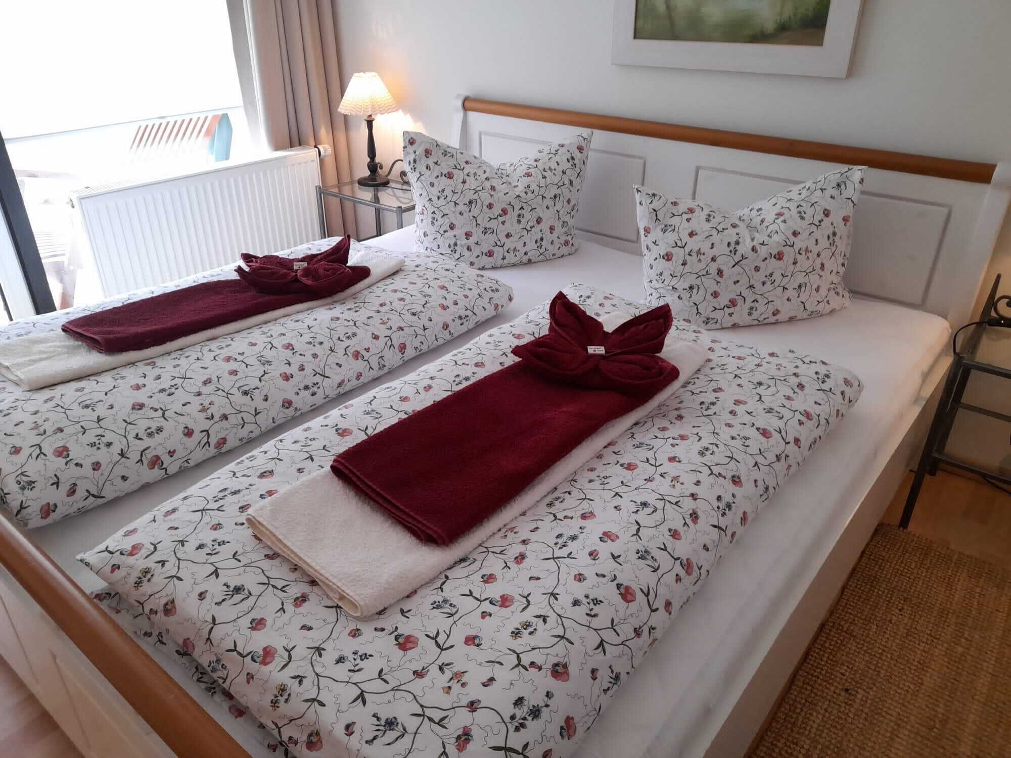 Forest oasis I with sauna and swimming pool, great hiking trails nearby