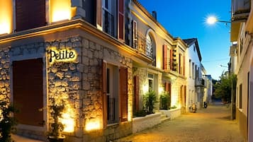 Fachada da propriedade